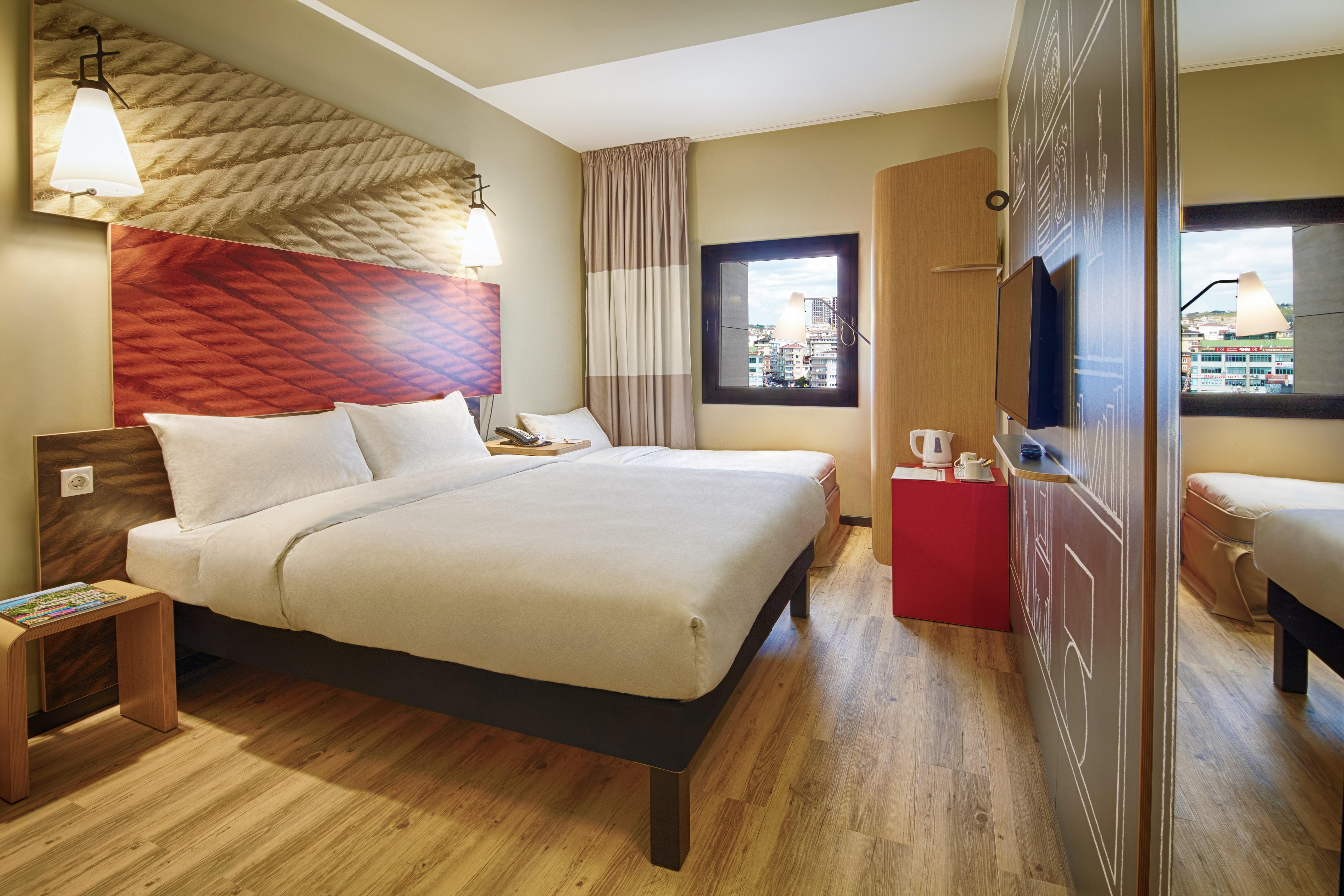 Ibis Istanbul Tuzla Hotel Cayirova Exterior photo